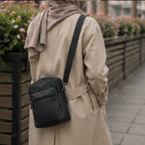 کیف دوشی اسپرت Urban خاکستری در استفاده روزمره دخترانه